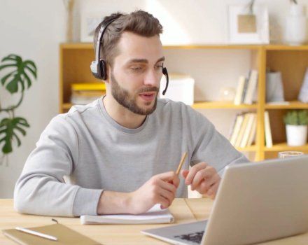 4 ways to make video calls better in 2021
